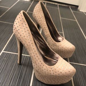 Just Fab Jillian Blush Suede Platform Pumps